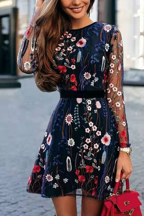 Lilliagirl Fashion Chic Flower Print O Neck Long Sleeve Slim Dress